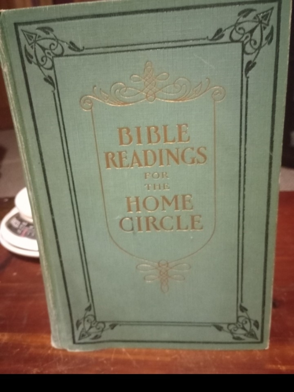 Bible Readings for the Home Circle - Green Decorative Hardcover